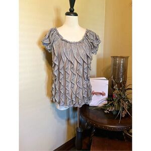 Lauren Michelle Silver  Sleeveless Ruffled Blouse Size Small